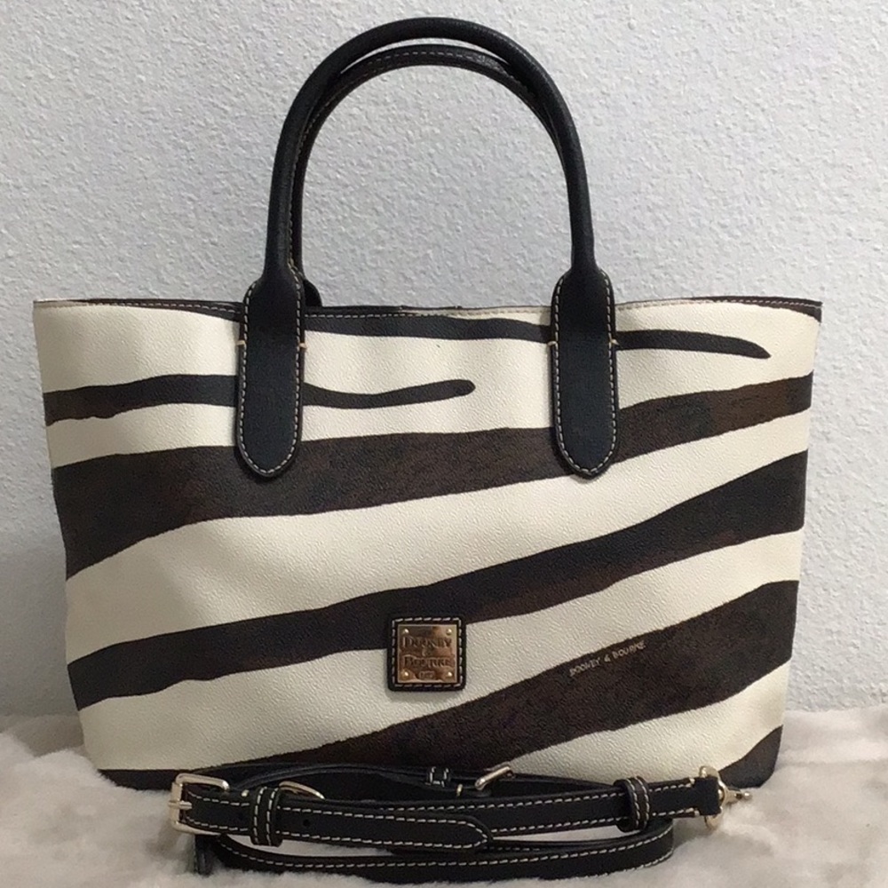 Like 🆕. DOONEY & BOURKE “Brielle” Zebra Tote Crossbody Color: Cream Brown Black